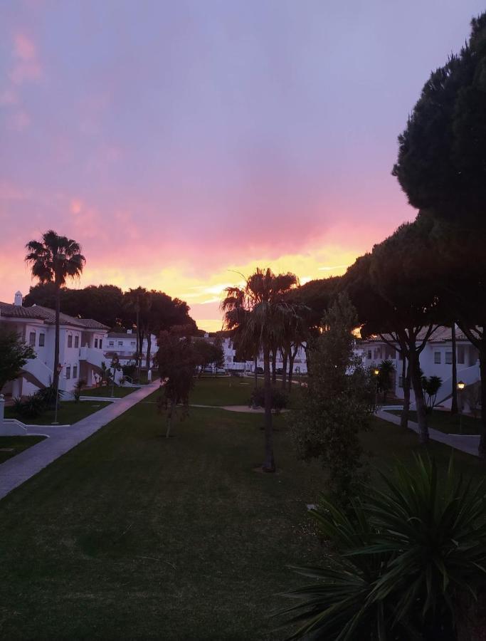 Apartamento Pinares Del Atlantico Chiclana de la Frontera Buitenkant foto